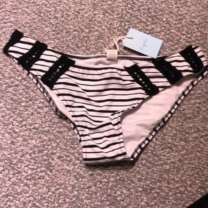 Cupshe bathingsuit bottoms NEVER WORN
